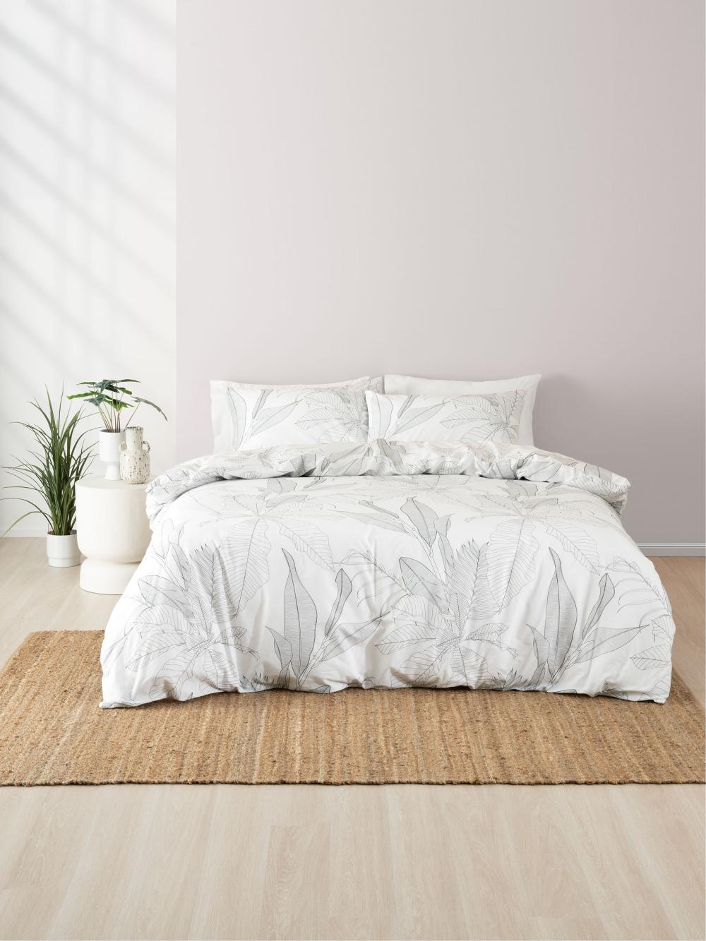 Tropica White Duvet Cover Set