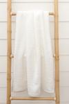 Snag 550 White Towel